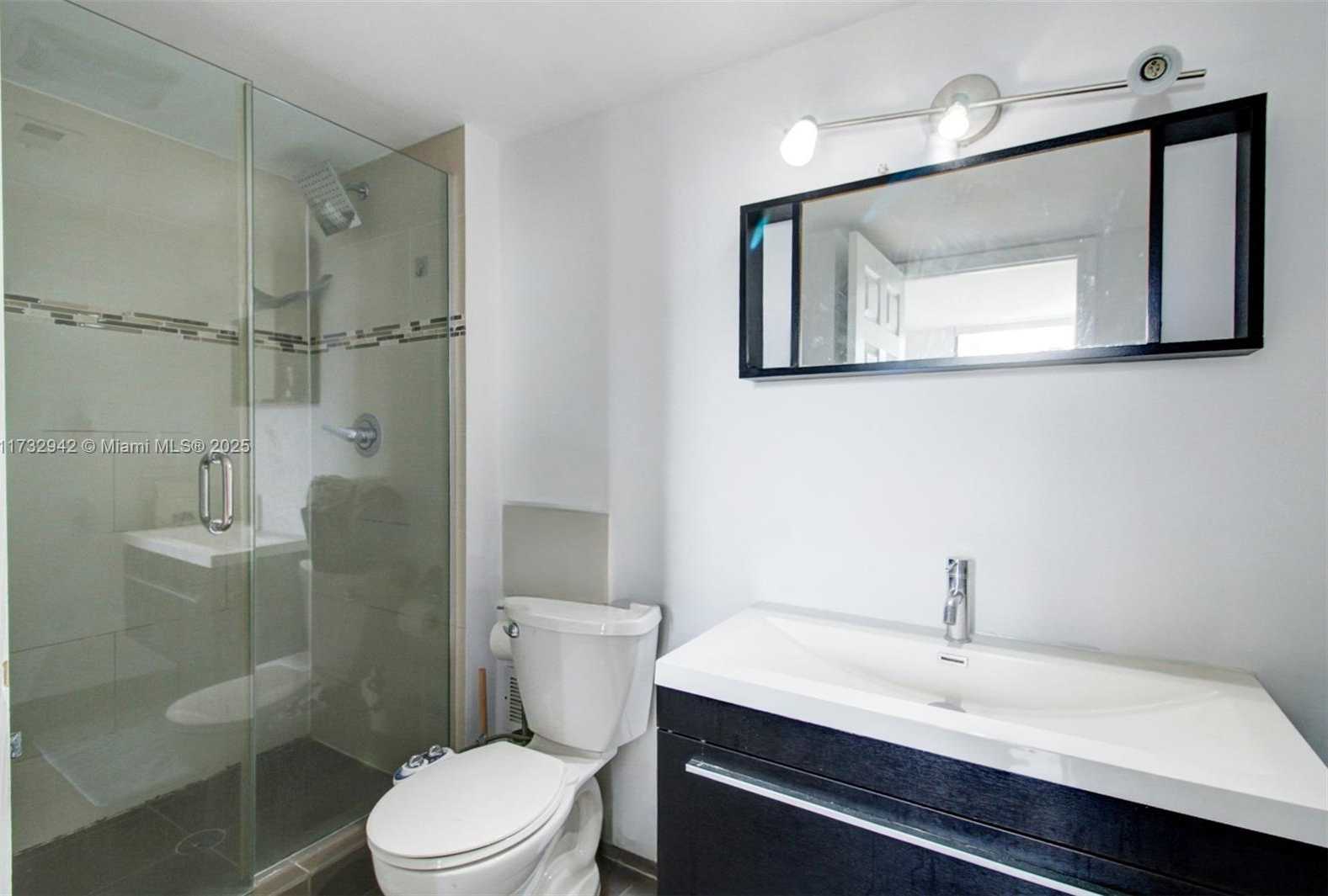 Small Image of 3401 NORTH COUNTRY CLUB DR #614, Aventura Number 8