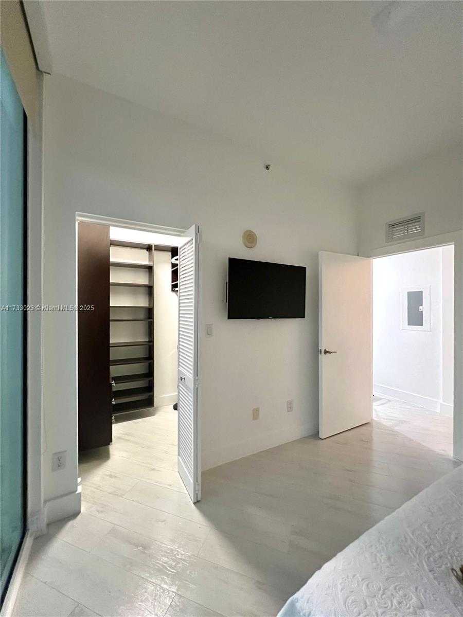 Small Image of 2525 SOUTH WEST 3RD AVE #1501, Miami Number 43