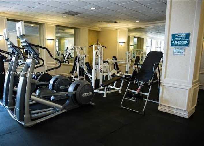 Small Image of 5700 COLLINS AVE #5J, Miami Beach Number 26