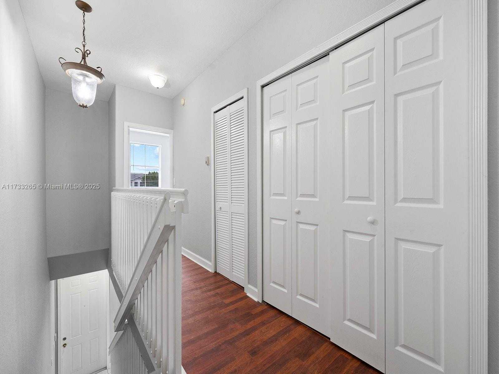 Small Image of 5460 NORTH WEST 107 AV #110, Doral Number 17