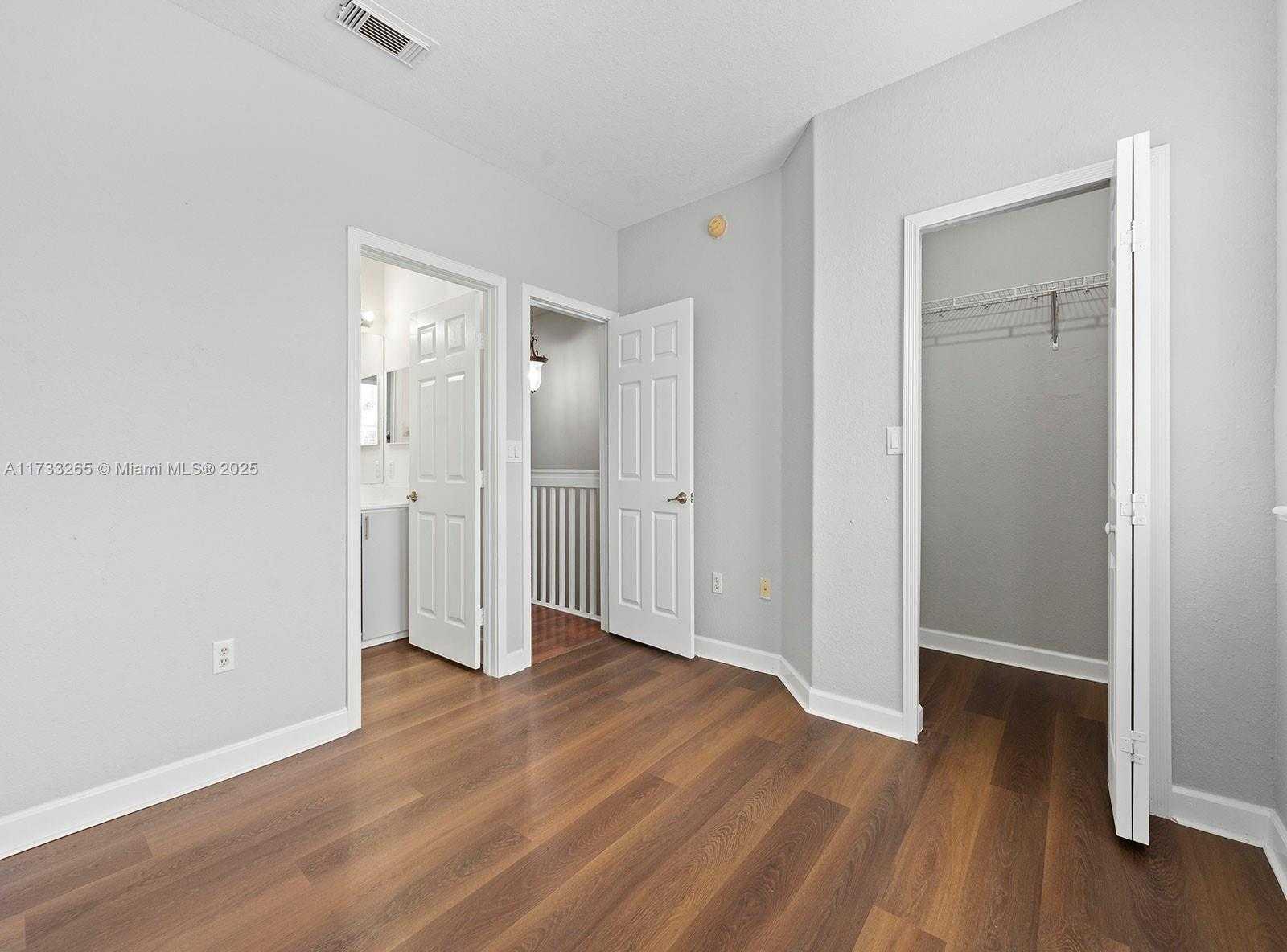 Small Image of 5460 NORTH WEST 107 AV #110, Doral Number 19