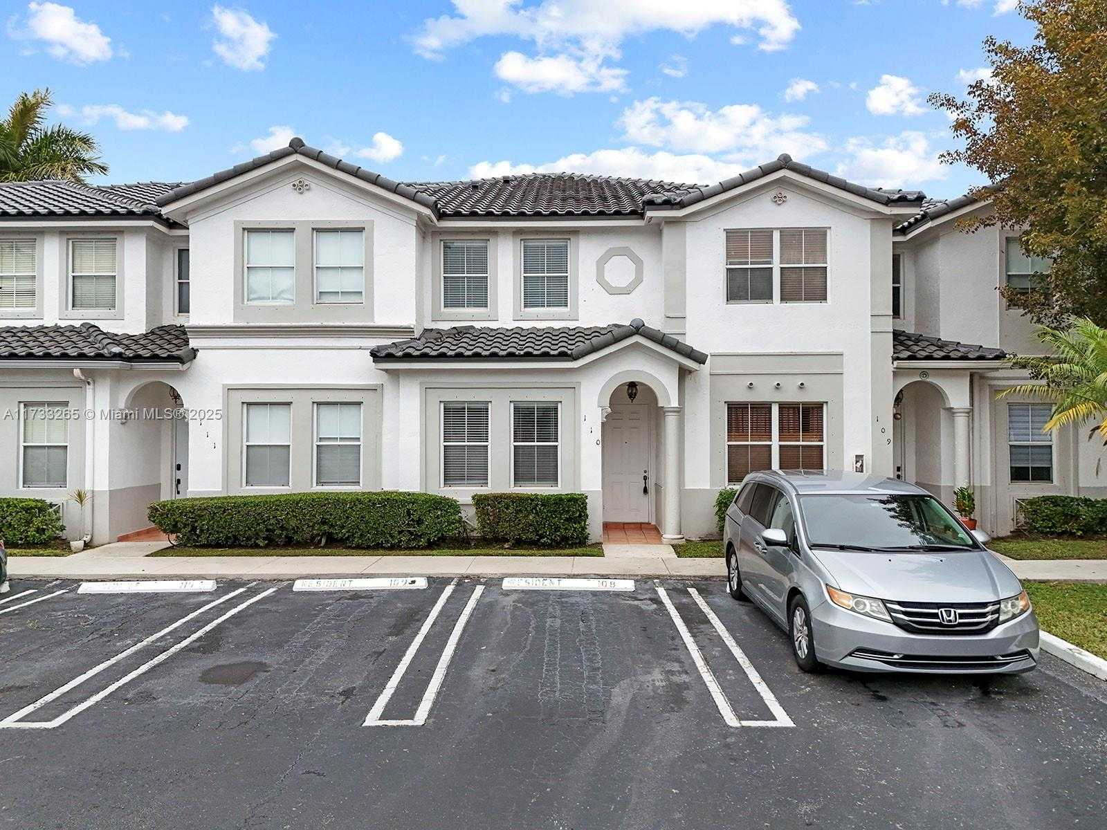 Small Image of 5460 NORTH WEST 107 AV #110, Doral Number 2