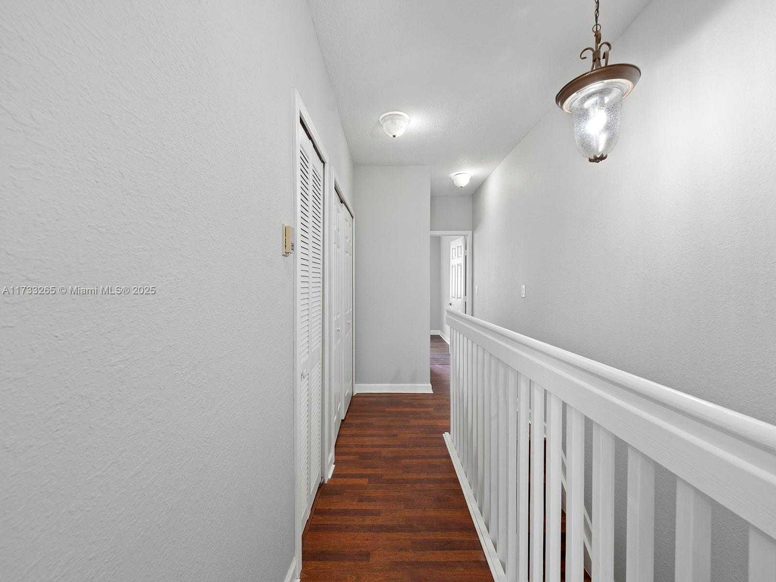 Small Image of 5460 NORTH WEST 107 AV #110, Doral Number 21