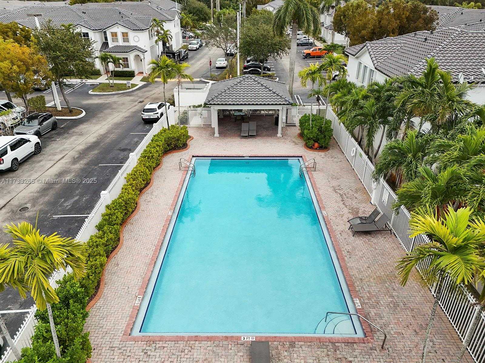 Small Image of 5460 NORTH WEST 107 AV #110, Doral Number 31
