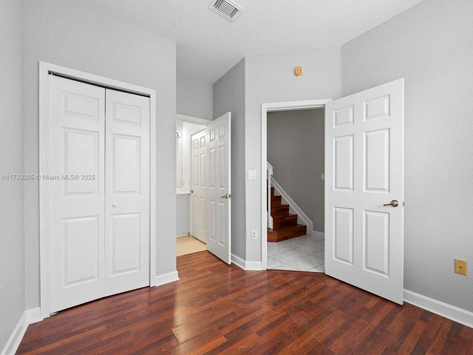 Small Image of 5460 NORTH WEST 107 AV #110, Doral Number 7