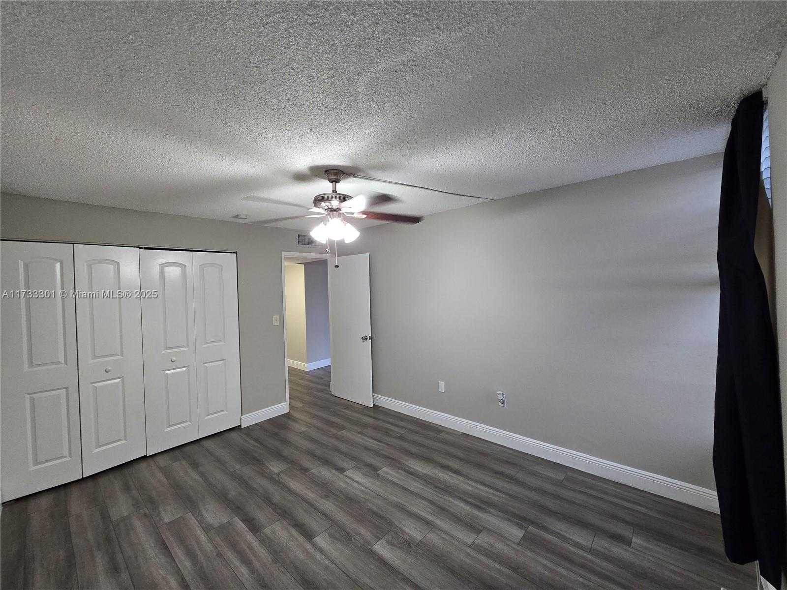 Small Image of 8870 FONTAINEBLEAU BLVD #502, Miami Number 12