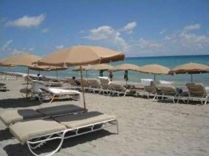 Small Image of 1850 SOUTH OCEAN DR #4009, Hallandale Beach Number 23