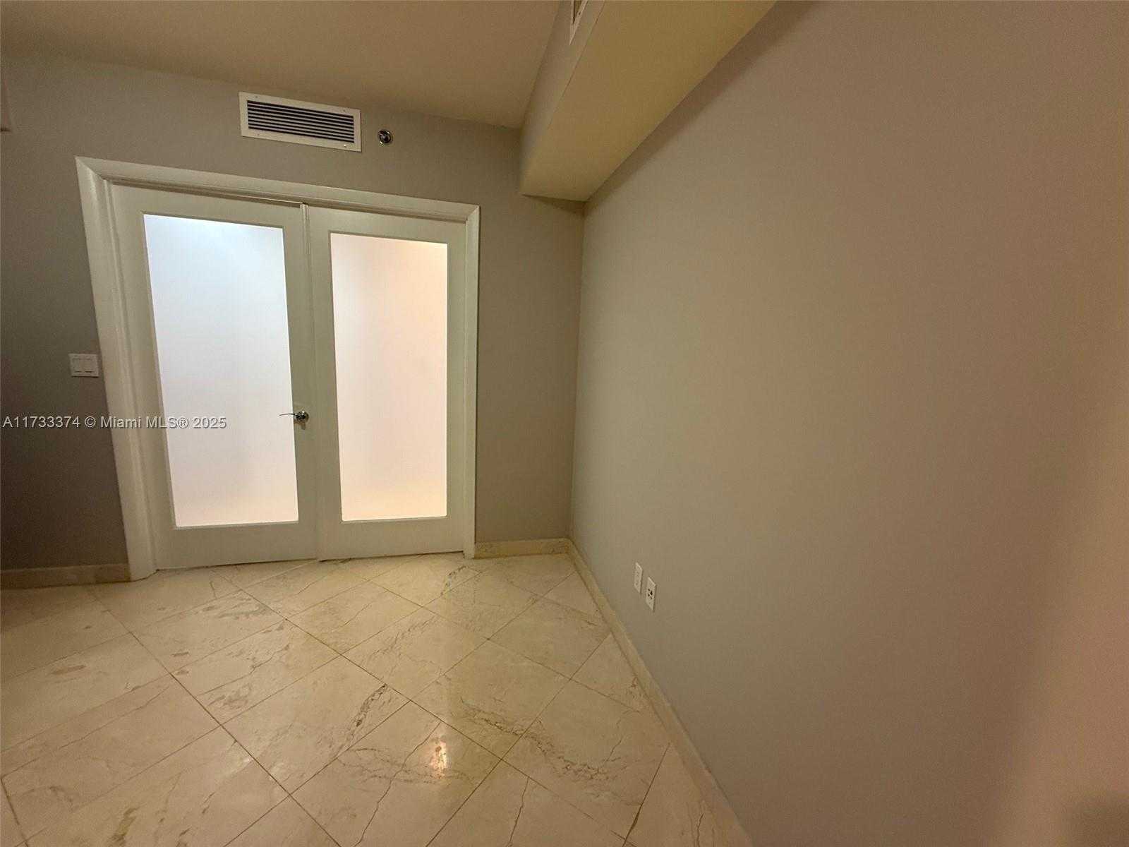 Small Image of 1850 SOUTH OCEAN DR #4009, Hallandale Beach Number 6
