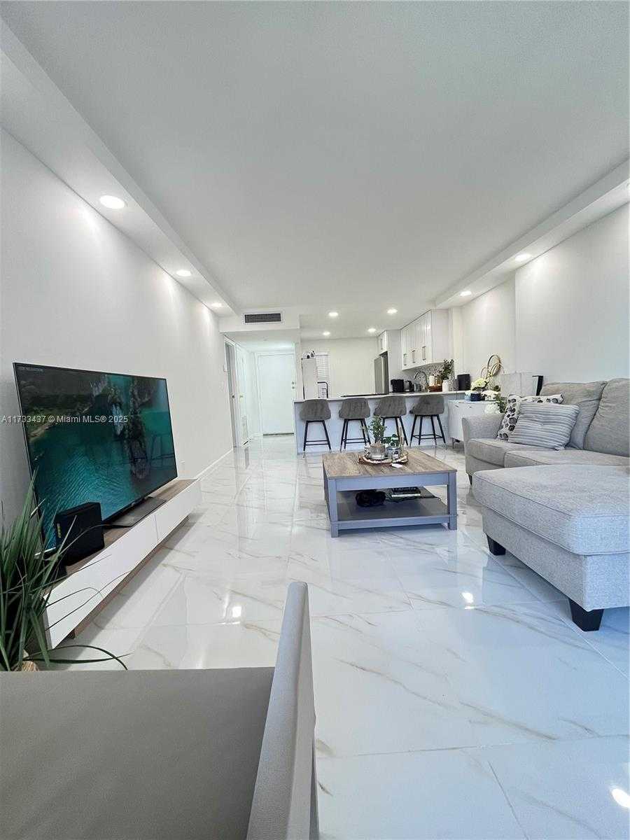 Small Image of 3101 NORTH COUNTRY CLUB DR #406, Aventura Number 8
