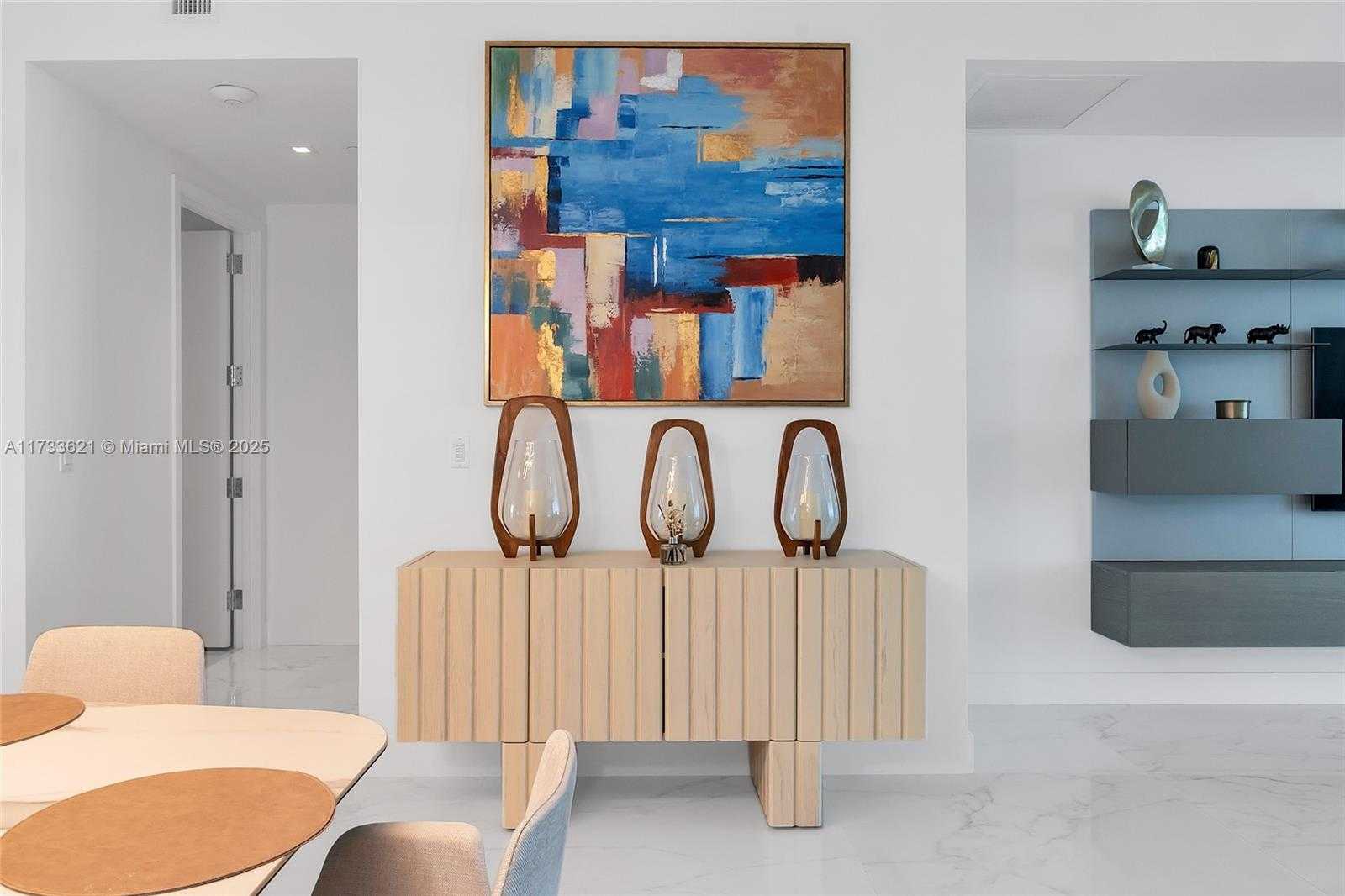 Small Image of 16901 Collins Ave, Sunny Isles Beach, FL 33160, USA Number 11