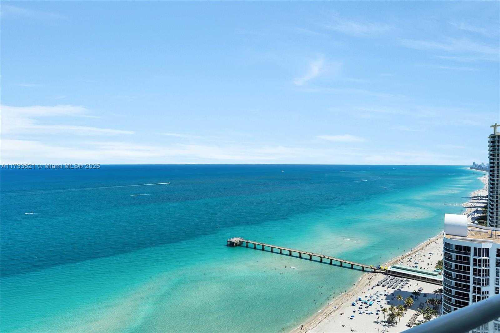Small Image of 16901 Collins Ave, Sunny Isles Beach, FL 33160, USA Number 18