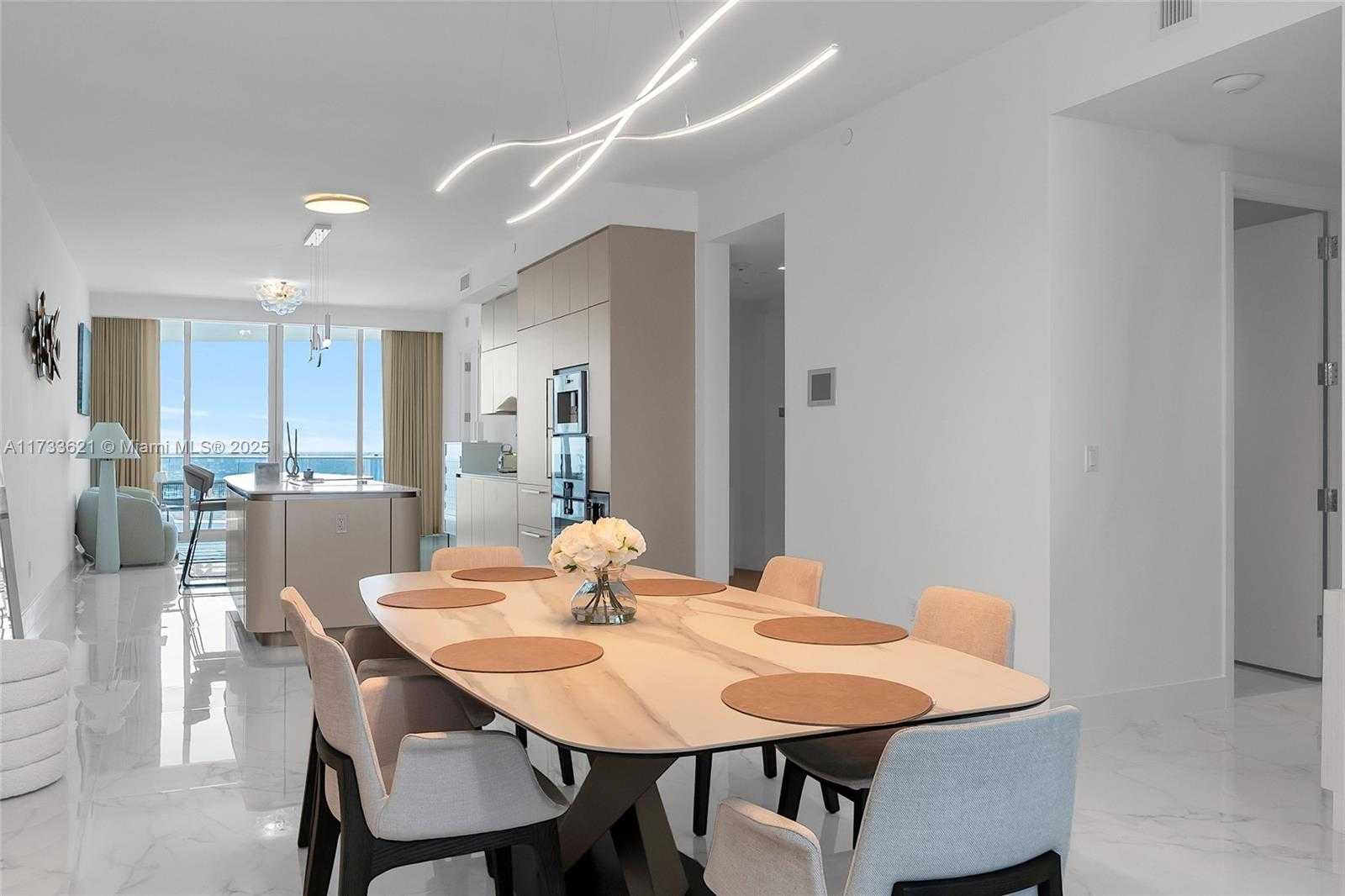 Small Image of 16901 Collins Ave, Sunny Isles Beach, FL 33160, USA Number 25