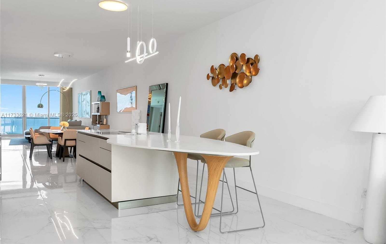Small Image of 16901 Collins Ave, Sunny Isles Beach, FL 33160, USA Number 35
