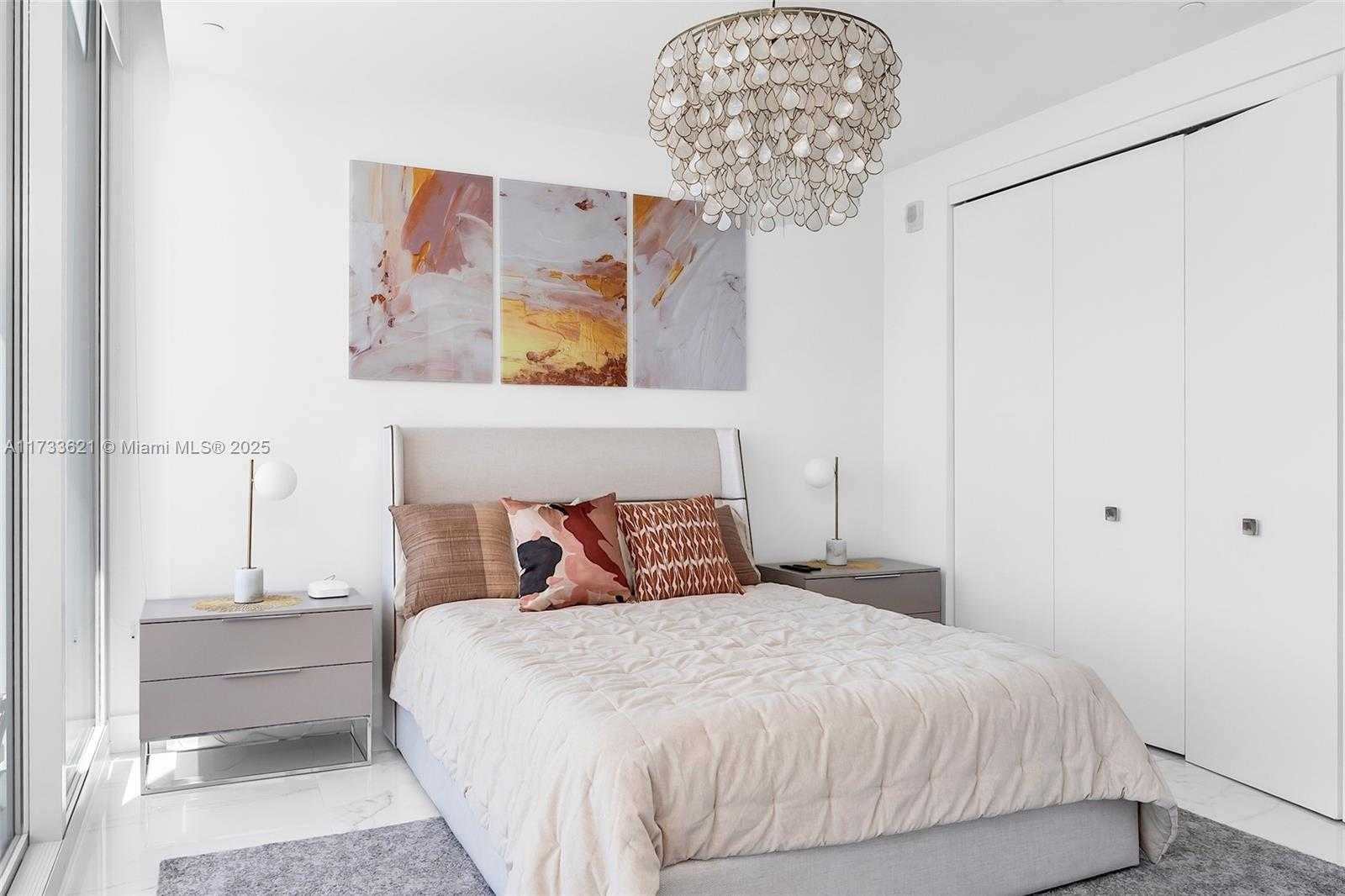 Small Image of 16901 Collins Ave, Sunny Isles Beach, FL 33160, USA Number 48