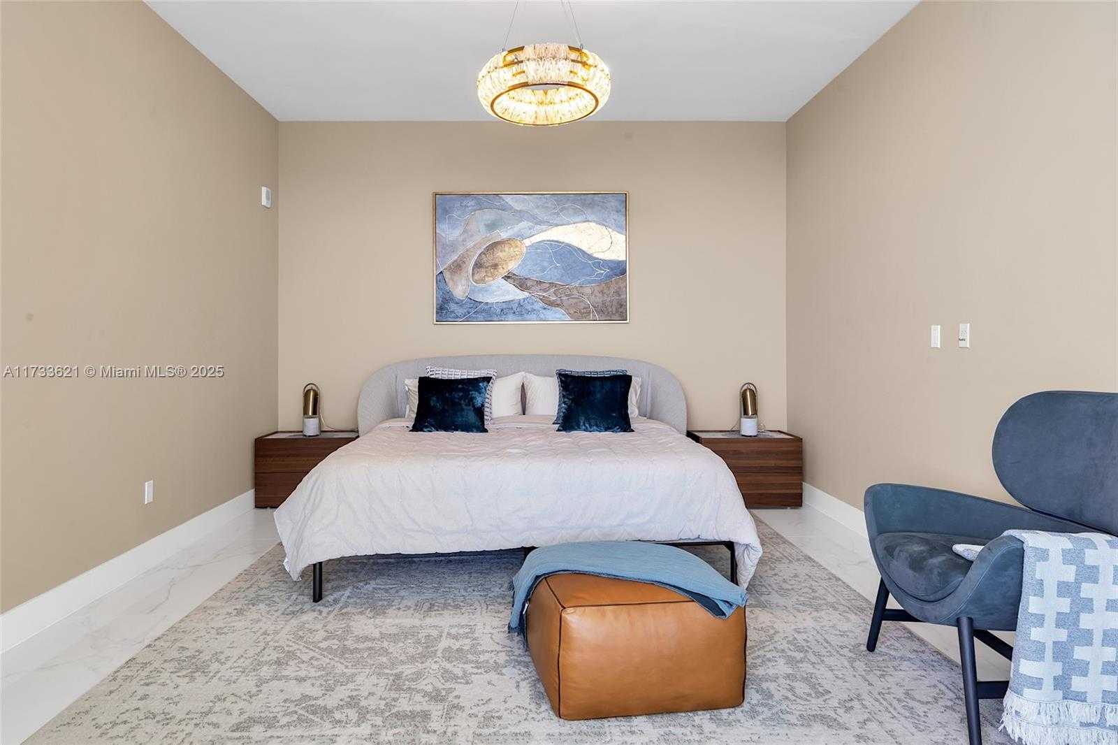 Small Image of 16901 Collins Ave, Sunny Isles Beach, FL 33160, USA Number 60