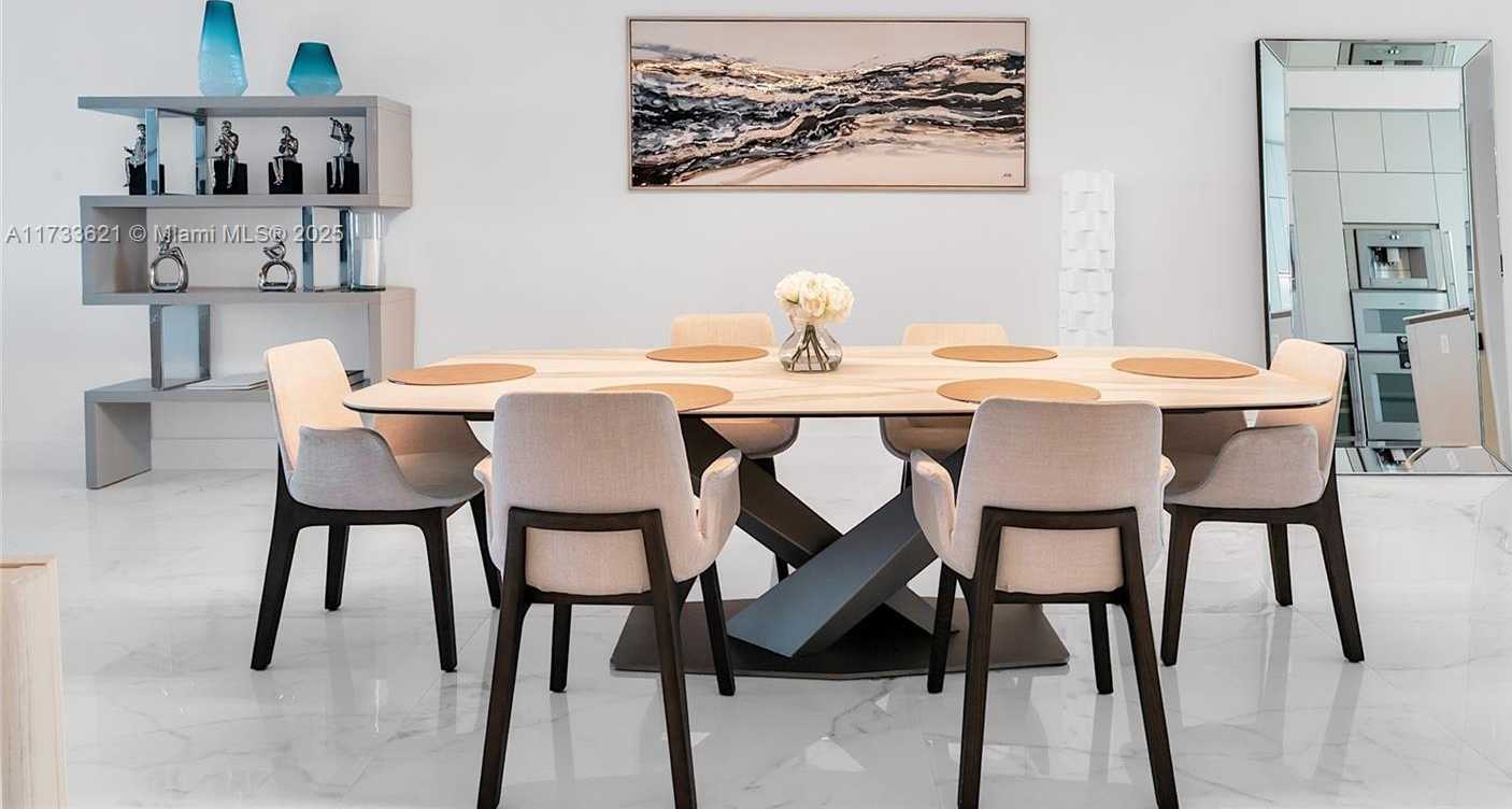 Small Image of 16901 Collins Ave, Sunny Isles Beach, FL 33160, USA Number 9