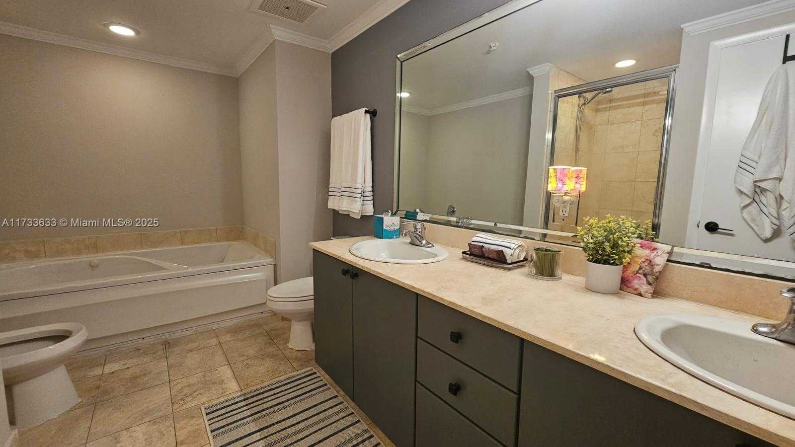 Small Image of 17375 COLLINS AVE #2304, Sunny Isles Beach Number 21