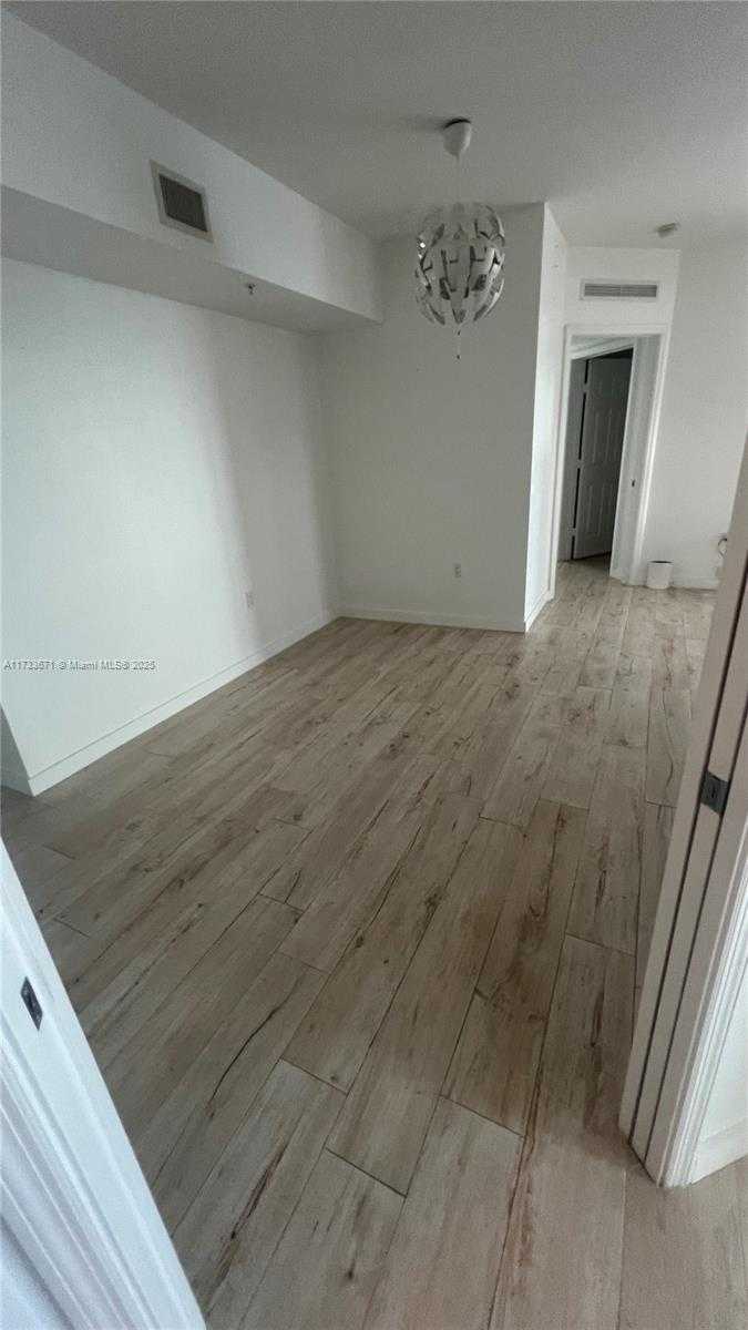 Small Image of 1745 EAST HALLANDALE BEACH BLVD #1807W, Hallandale Beach Number 11