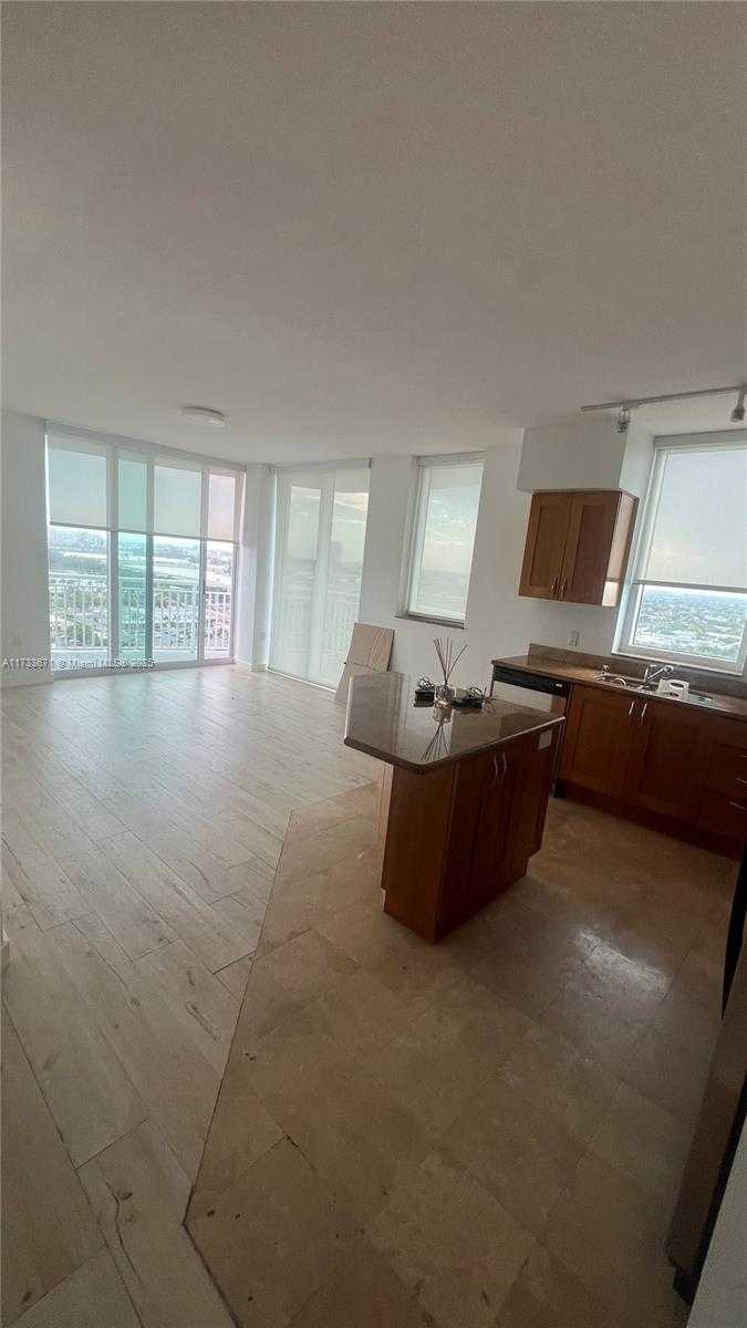 Small Image of 1745 EAST HALLANDALE BEACH BLVD #1807W, Hallandale Beach Number 3