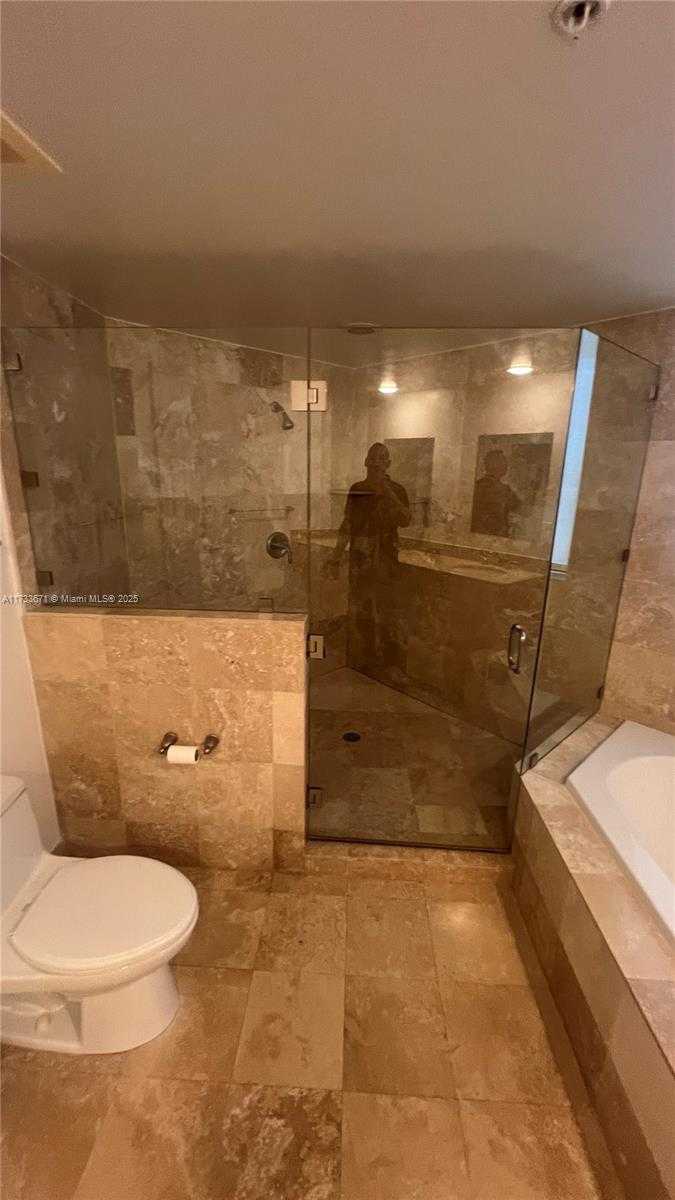 Small Image of 1745 EAST HALLANDALE BEACH BLVD #1807W, Hallandale Beach Number 38