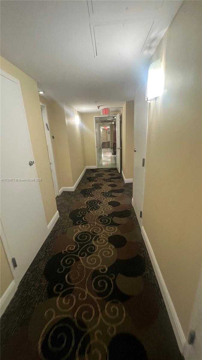 Small Image of 1745 EAST HALLANDALE BEACH BLVD #1807W, Hallandale Beach Number 51