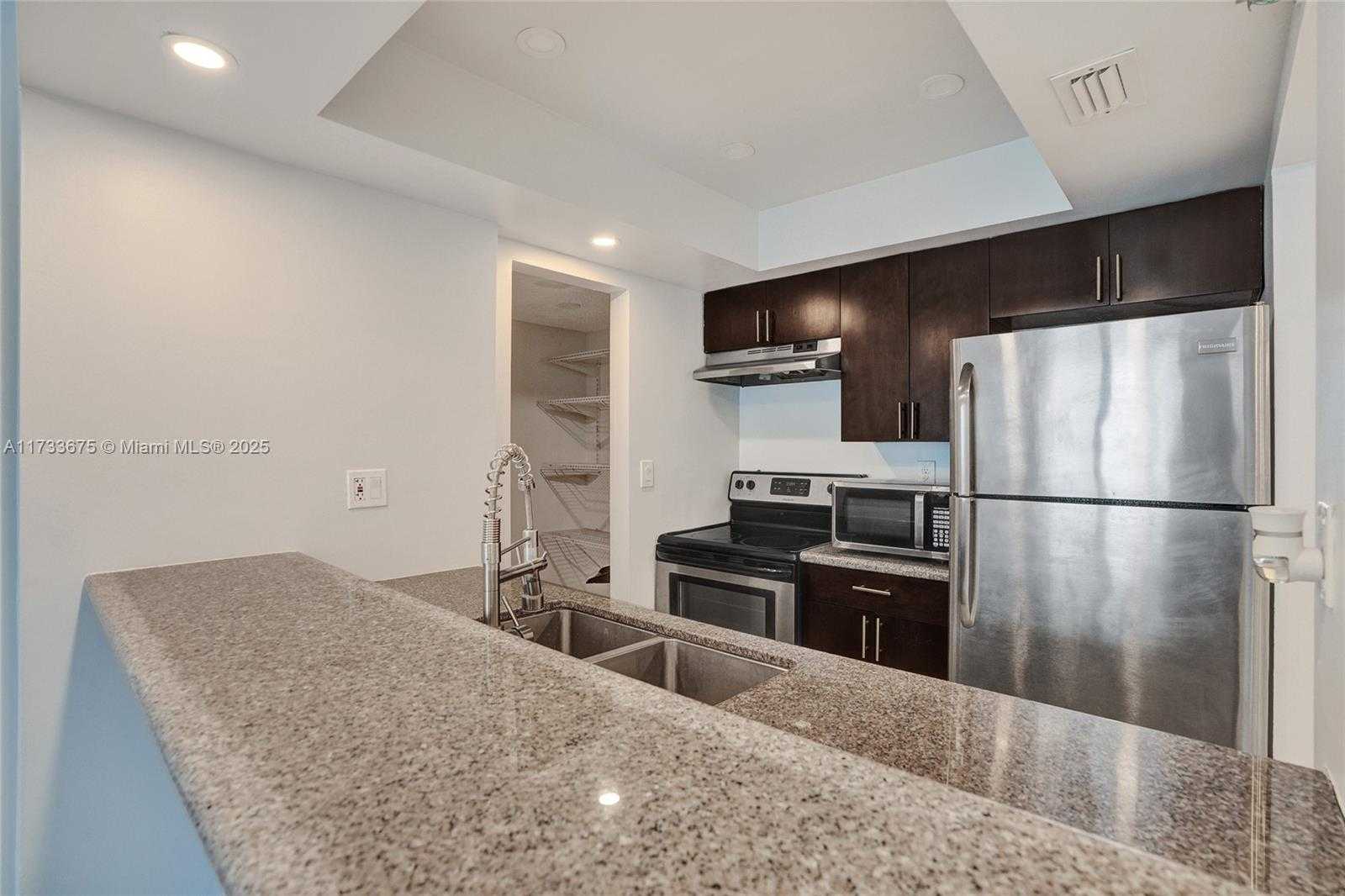 Small Image of 850 NORTH MIAMI AVE #W-1810, Miami Number 13