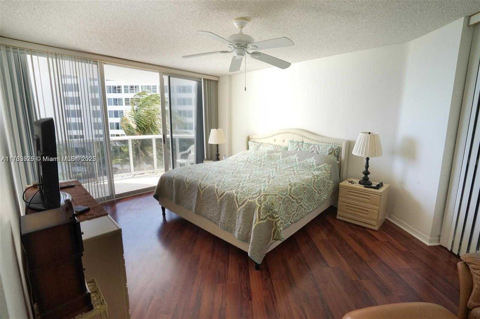 Small Image of 16711 COLLINS AVE #601, Sunny Isles Beach Number 12