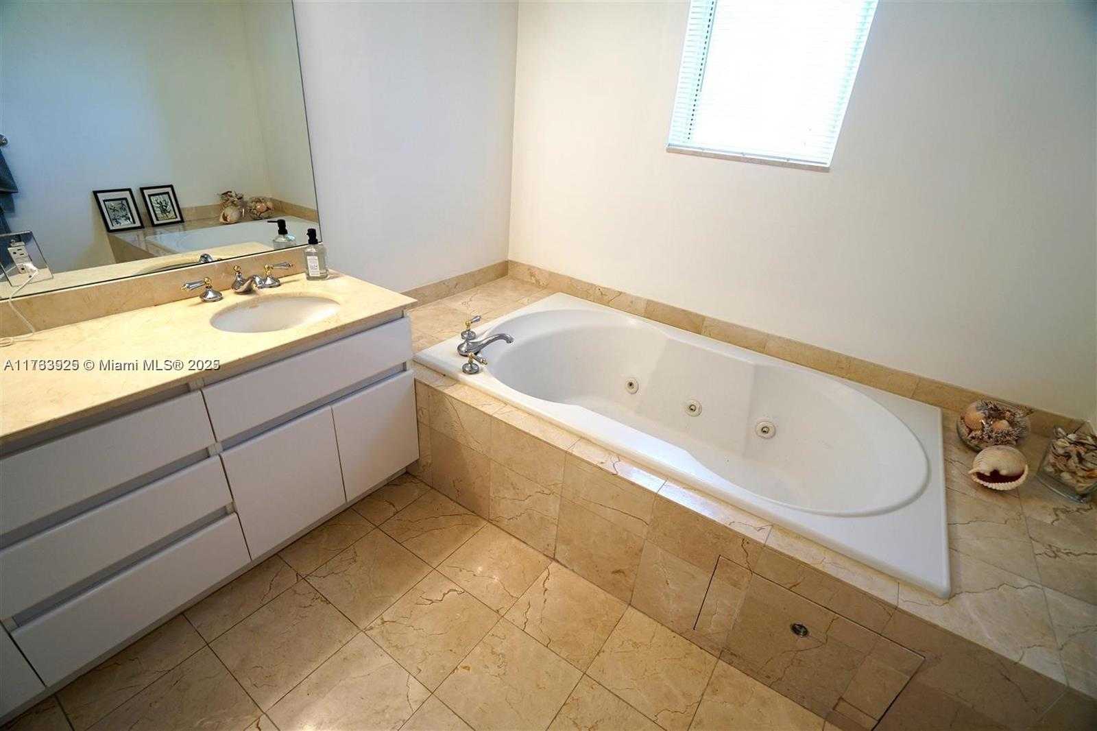 Small Image of 16711 COLLINS AVE #601, Sunny Isles Beach Number 13