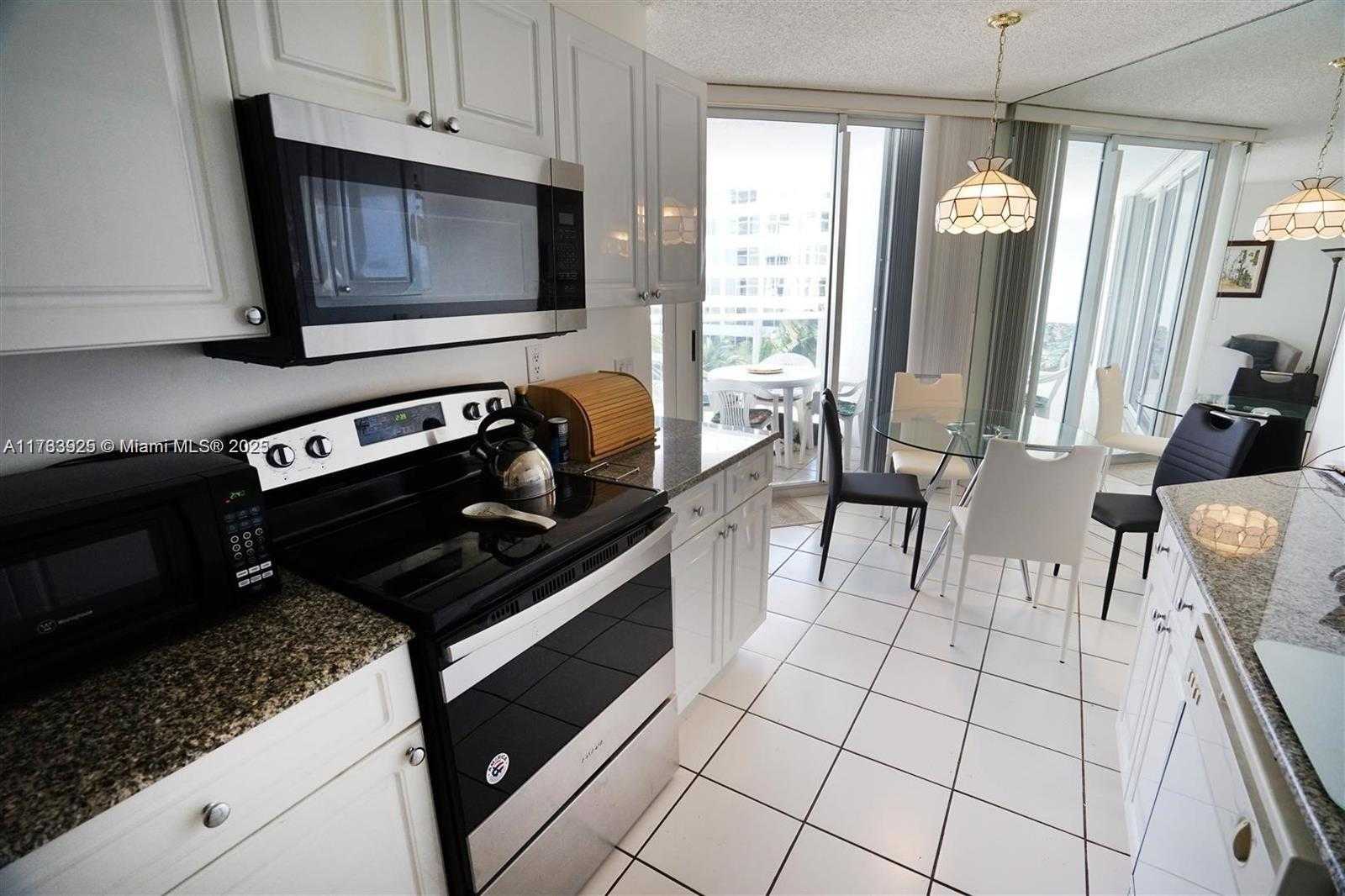 Small Image of 16711 COLLINS AVE #601, Sunny Isles Beach Number 6
