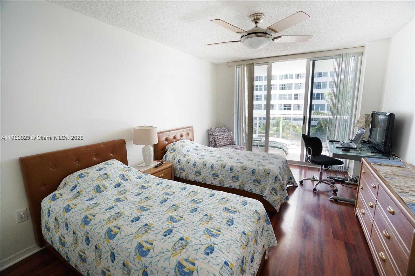 Small Image of 16711 COLLINS AVE #601, Sunny Isles Beach Number 8