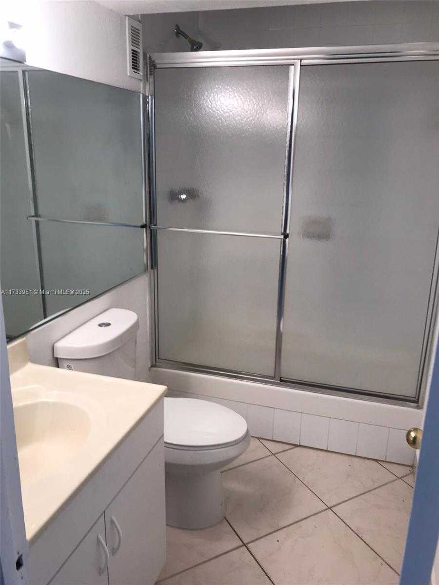 Small Image of 1251 NORTH EAST 108TH ST #805, Miami Number 11