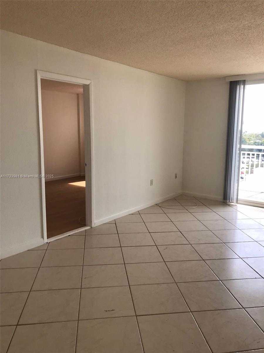 Small Image of 1251 NORTH EAST 108TH ST #805, Miami Number 16