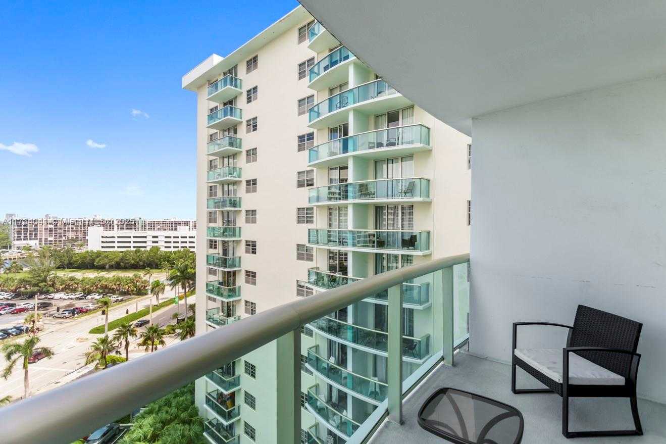 Small Image of 3801 SOUTH OCEAN DR #10Q, Hollywood Number 10