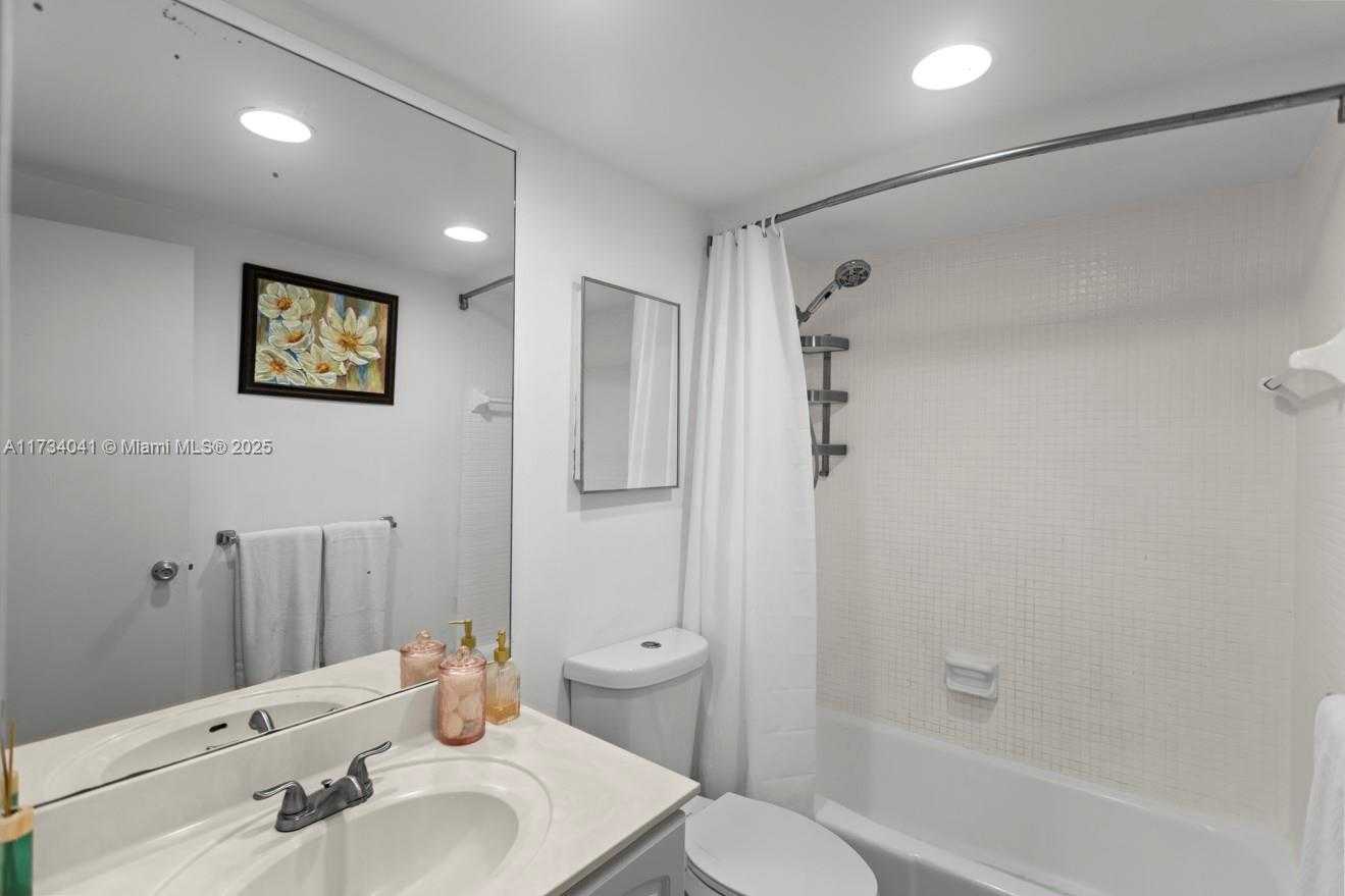 Small Image of 3801 SOUTH OCEAN DR #10Q, Hollywood Number 13