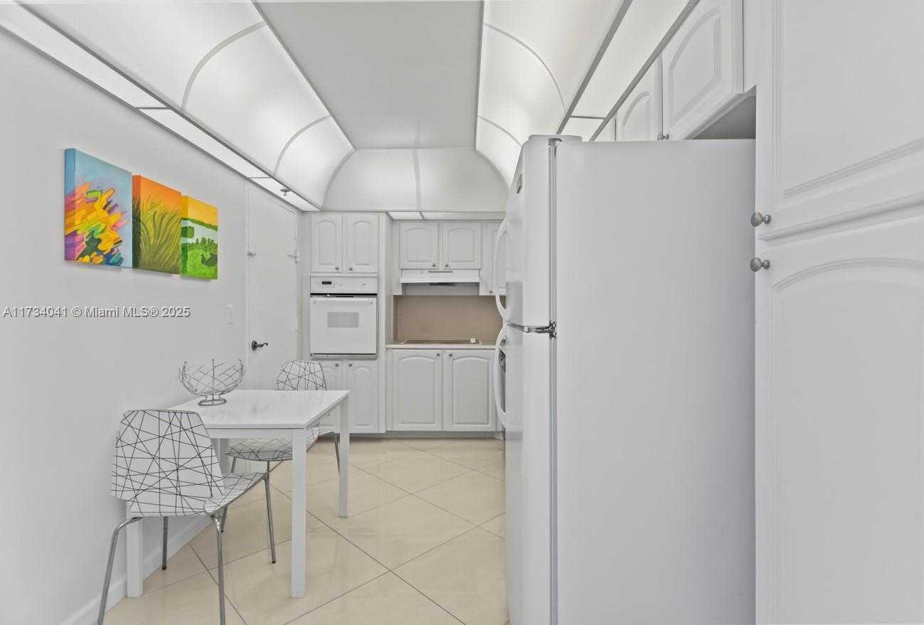 Small Image of 3801 SOUTH OCEAN DR #10Q, Hollywood Number 20