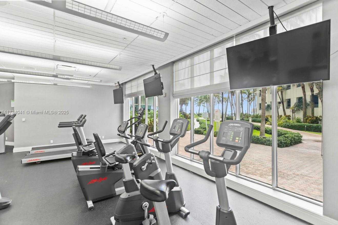 Small Image of 3801 SOUTH OCEAN DR #10Q, Hollywood Number 25