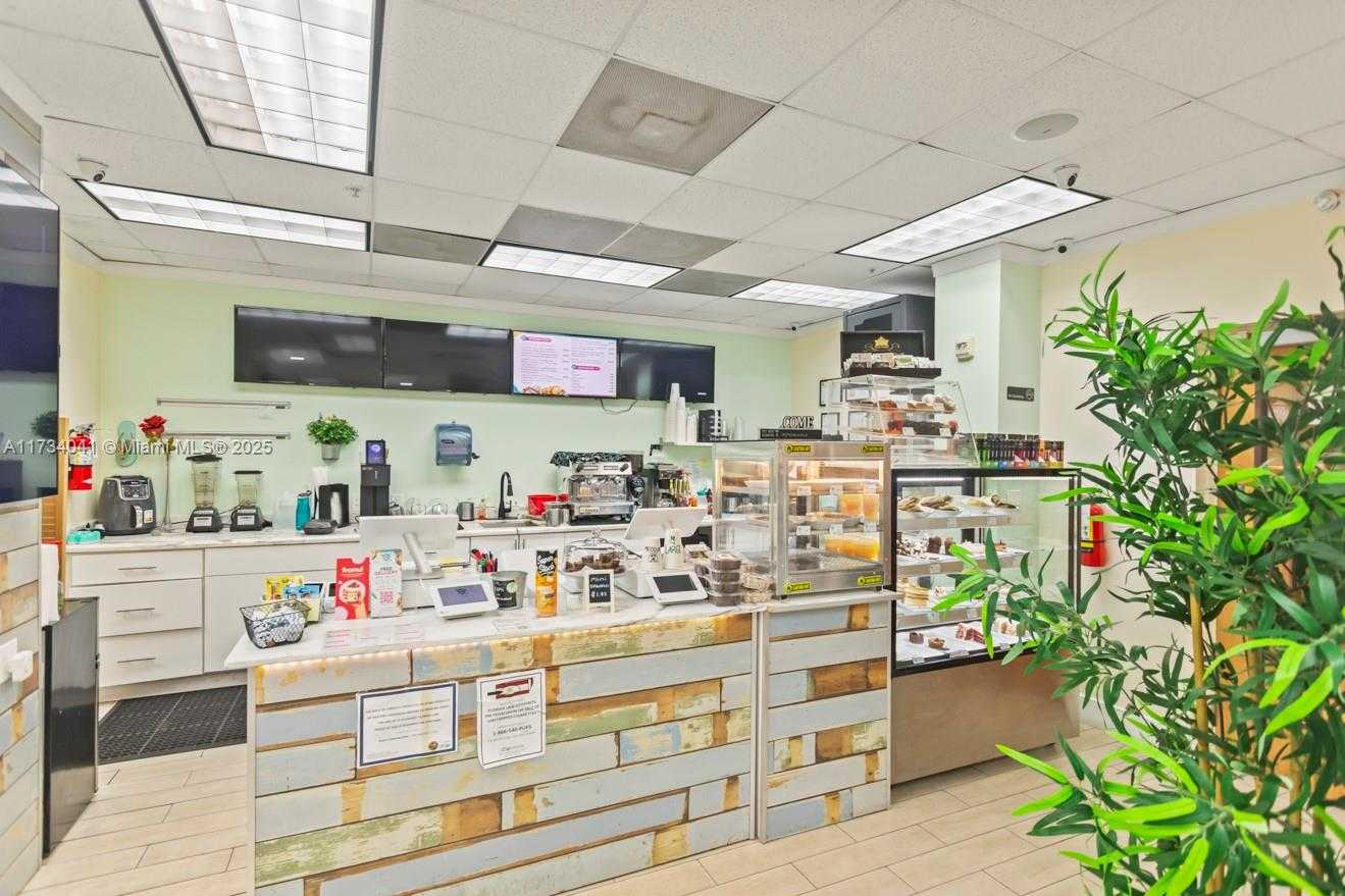 Small Image of 3801 SOUTH OCEAN DR #10Q, Hollywood Number 33