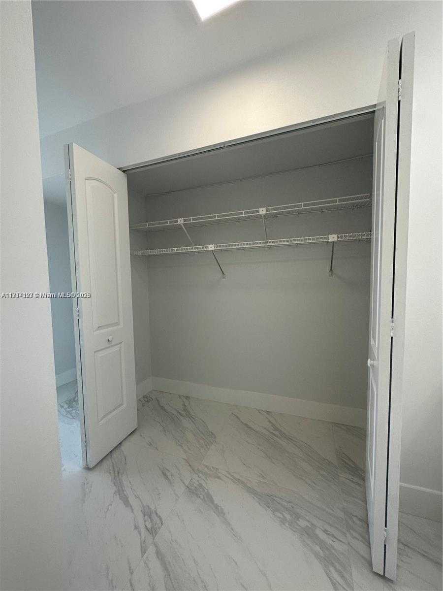 Small Image of 3800 SOUTH OCEAN DR #411, Hollywood Number 23