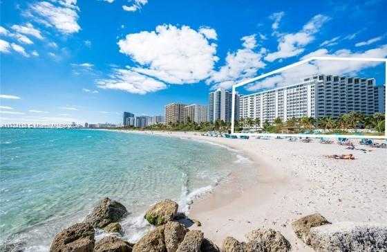 Small Image of 2899 COLLINS #1114, Miami Beach Number 15