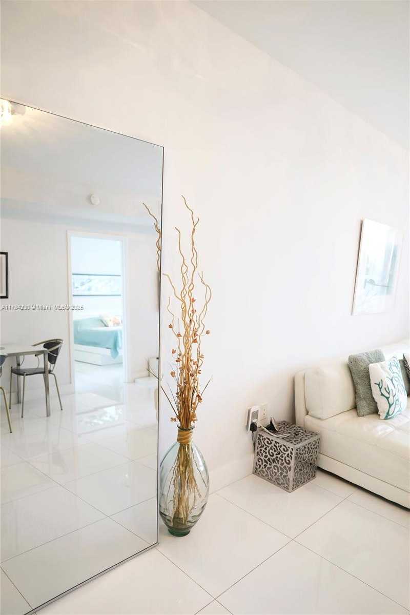 Small Image of 18201 COLLINS AVE #505, Sunny Isles Beach Number 10