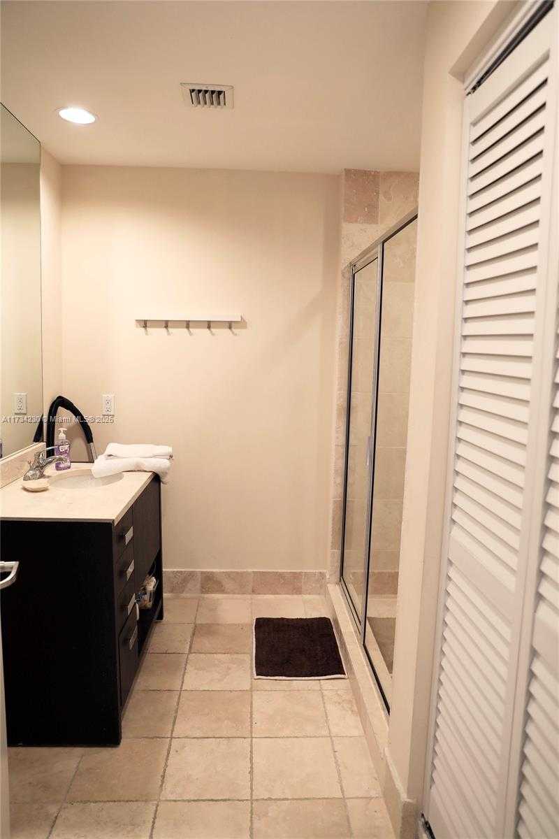 Small Image of 18201 COLLINS AVE #505, Sunny Isles Beach Number 13