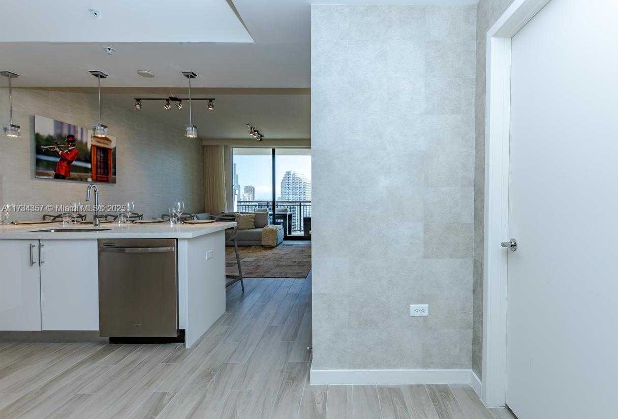 Small Image of 999 SOUTH WEST 1ST AVE #2308, Miami Number 22