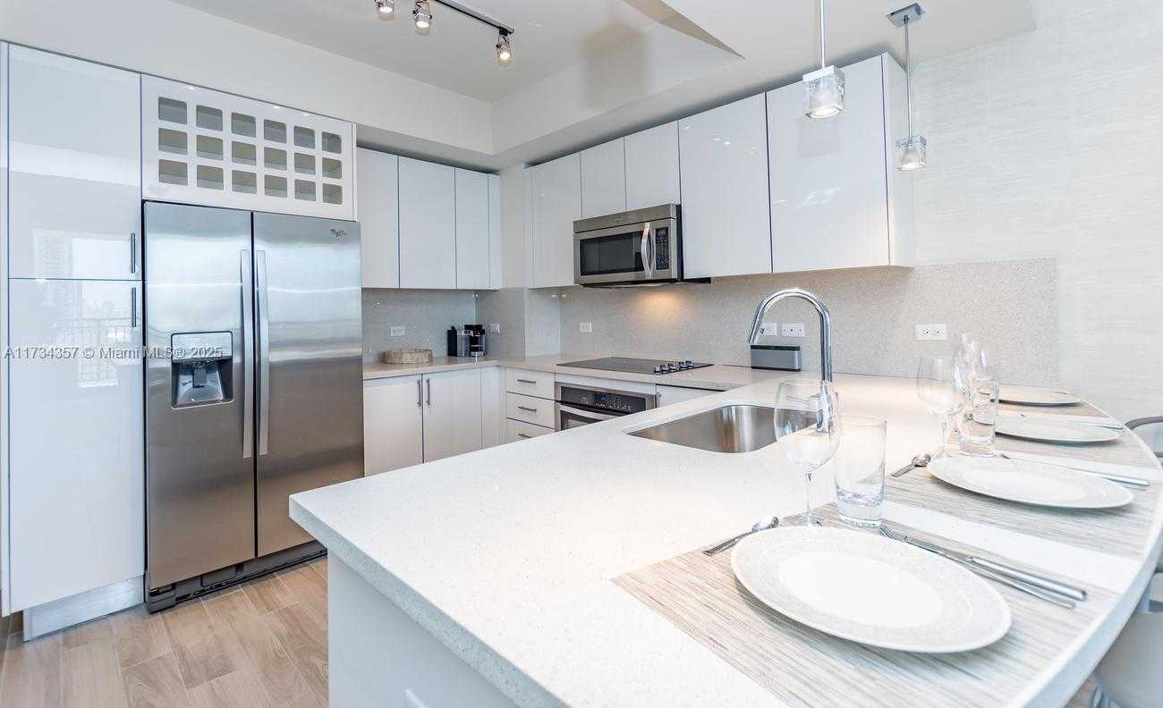 Small Image of 999 SOUTH WEST 1ST AVE #2308, Miami Number 6