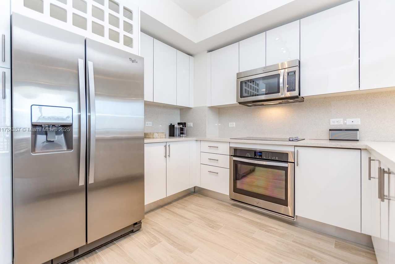 Small Image of 999 SOUTH WEST 1ST AVE #2308, Miami Number 7
