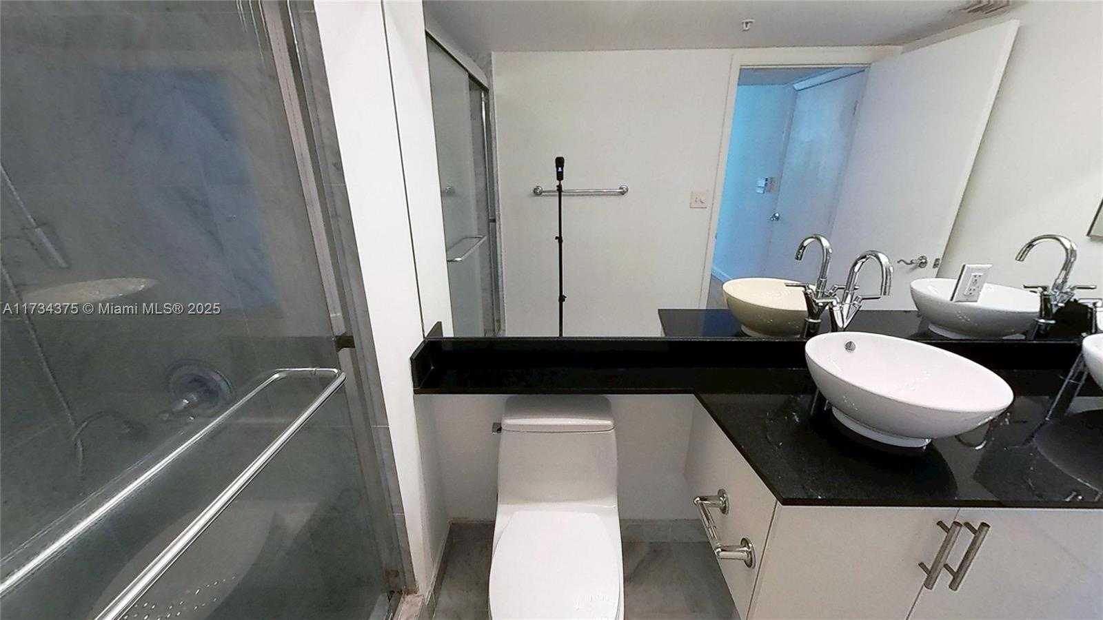Small Image of 31 SOUTH EAST 5TH ST #2408, Miami Number 13