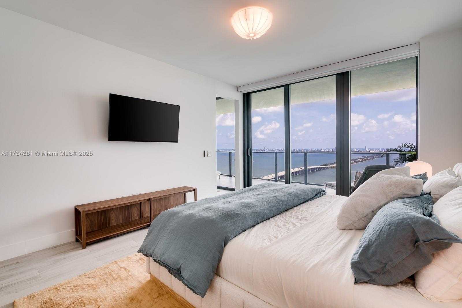 Small Image of 3131 NORTH EAST 7TH AVE #3804, Miami Number 14