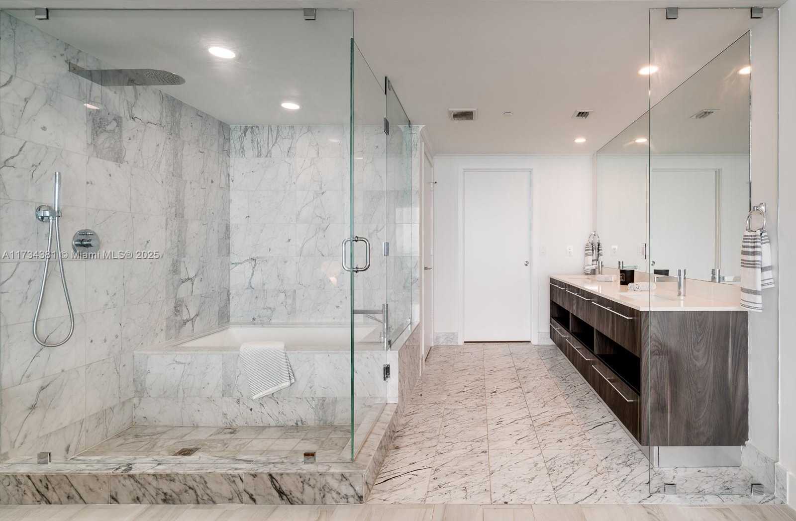 Small Image of 3131 NORTH EAST 7TH AVE #3804, Miami Number 17