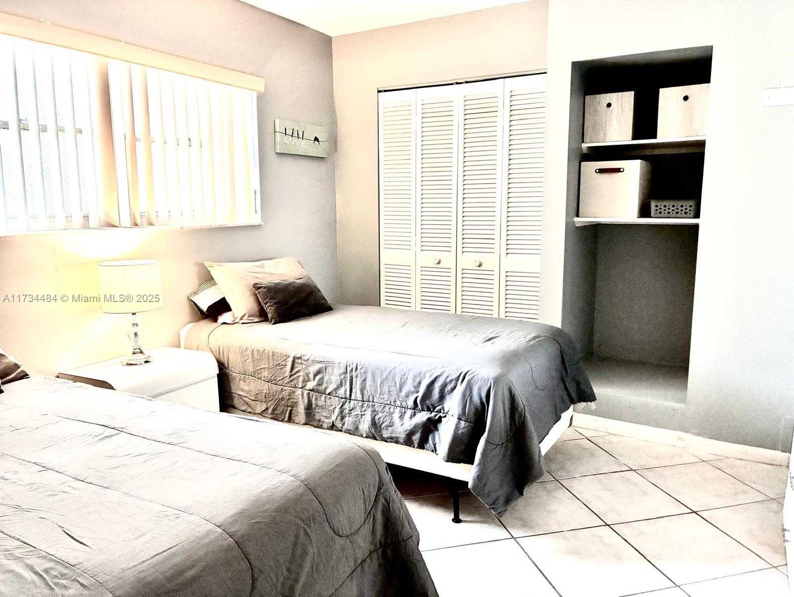Small Image of 201 178TH DR #331, Sunny Isles Beach Number 12