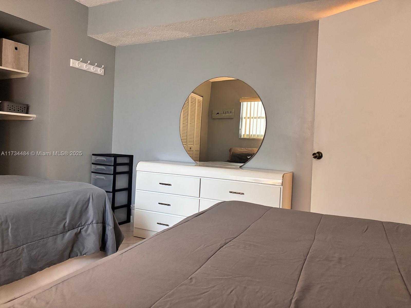 Small Image of 201 178TH DR #331, Sunny Isles Beach Number 13