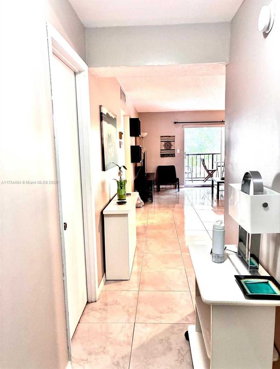 Small Image of 201 178TH DR #331, Sunny Isles Beach Number 15